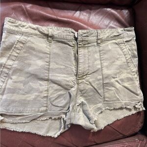 Sanctuary Camo Cut Off Style Shorts